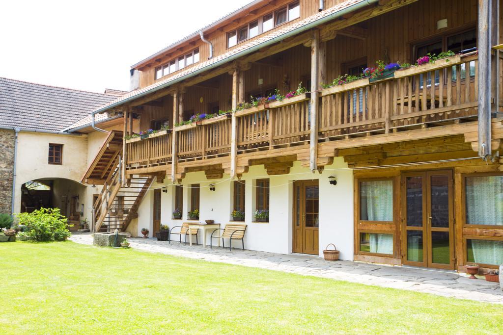 Appartement Selsky Dvur à Kájov Extérieur photo