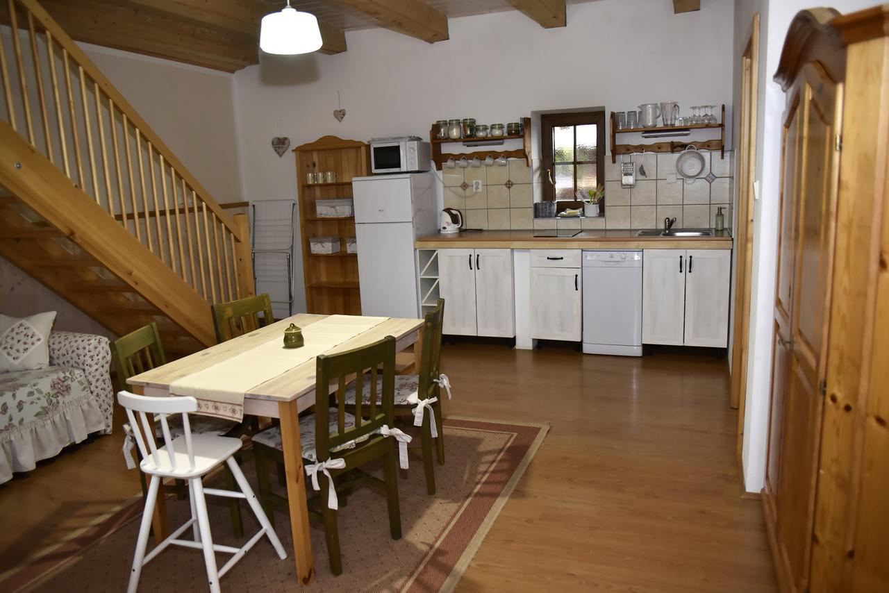 Appartement Selsky Dvur à Kájov Extérieur photo
