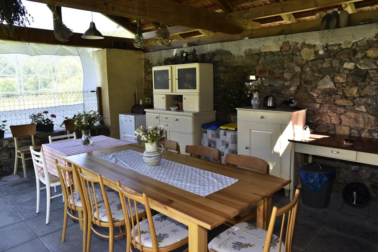 Appartement Selsky Dvur à Kájov Extérieur photo